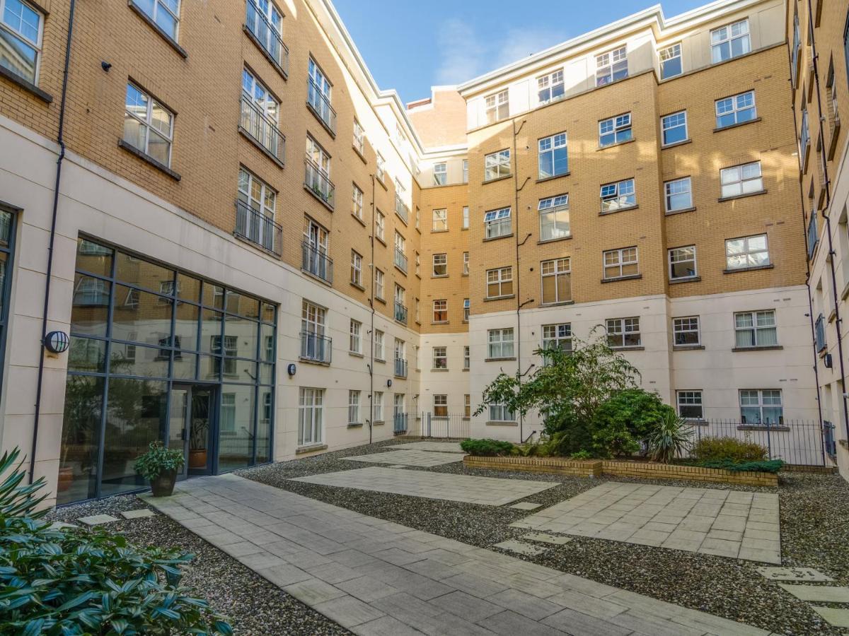 Central Belfast Apartments Alfred Street Exterior photo